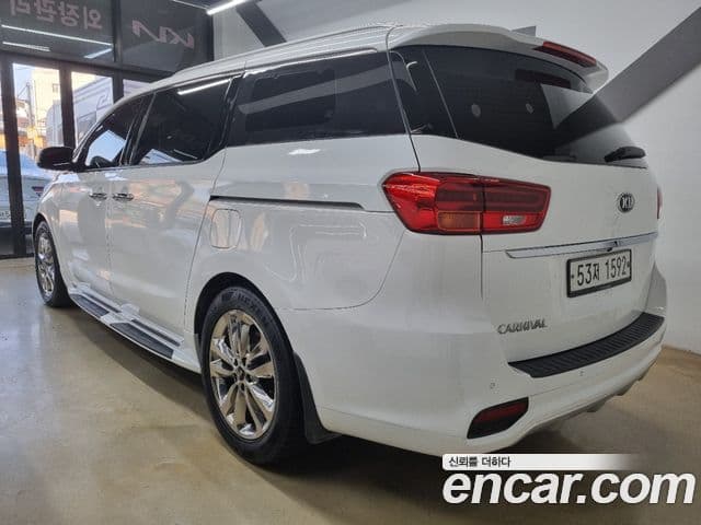 Kia The / новый New Carnival Special, 2019 все фото