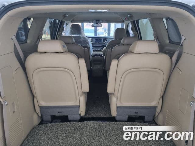 Kia The / новый New Carnival Special, 2019 17