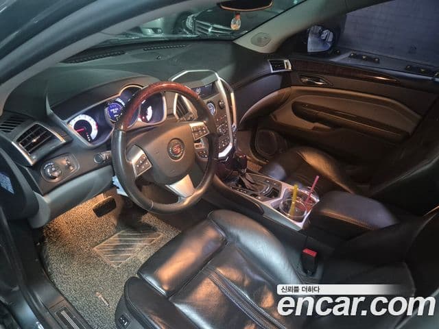 Cadillac All New SRX Premium, 2010 10