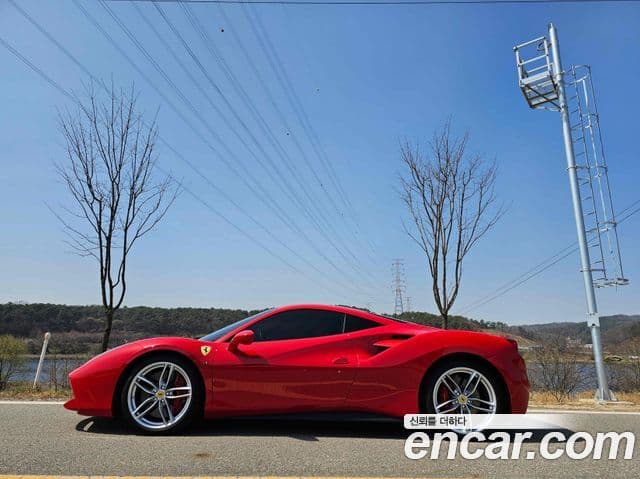 Ferrari 488 GTB, 2017 4