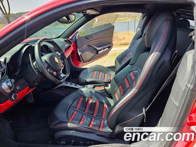 Ferrari 488 GTB, 2017 7