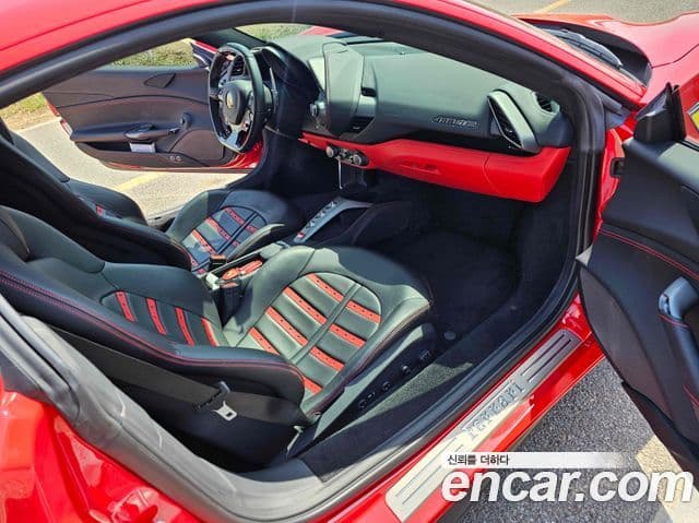 Ferrari 488 GTB, 2017 10