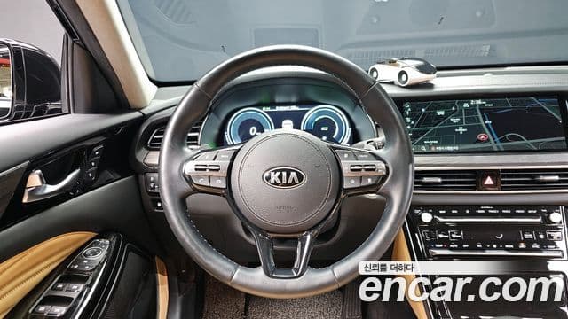 Kia K7 Premier гибрид Signature, 2021 13