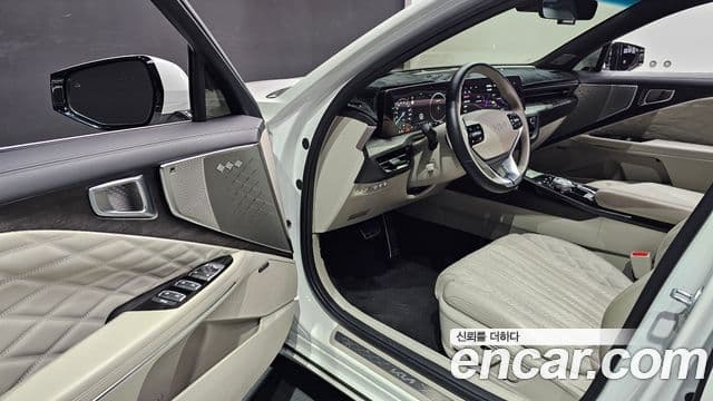 Kia K8 гибрид Signature, 2023 11