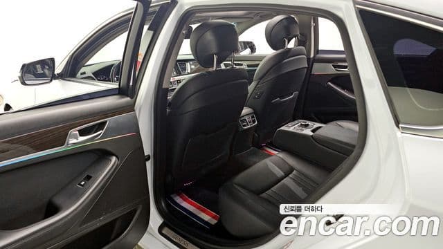 Genesis G80 Luxury, 2018 11