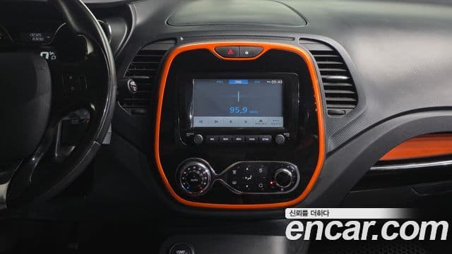 Renault Korea(Samsung) QM3 RE, 2015 14