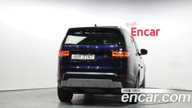 Land Rover Discovery 5 Luxury, 2018 4