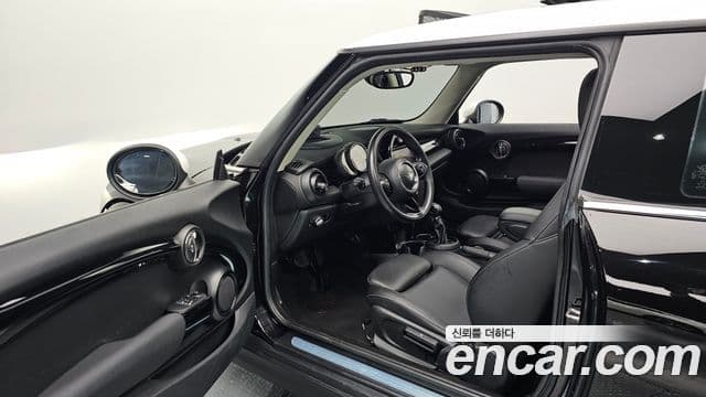 Mini Cooper 3세대, 2019 11