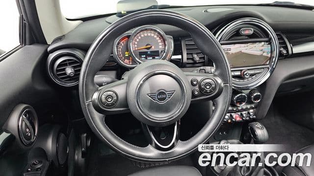 Mini Cooper 3세대, 2019 15
