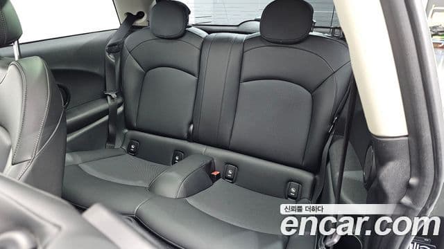 Mini Cooper 3세대, 2019 19