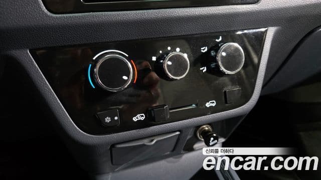 신위안 이티밴 2인승, 2023 14