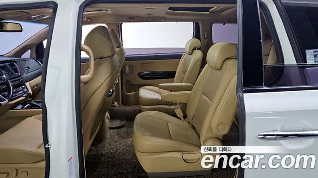 Kia All New Carnival Prestige, 2018 11