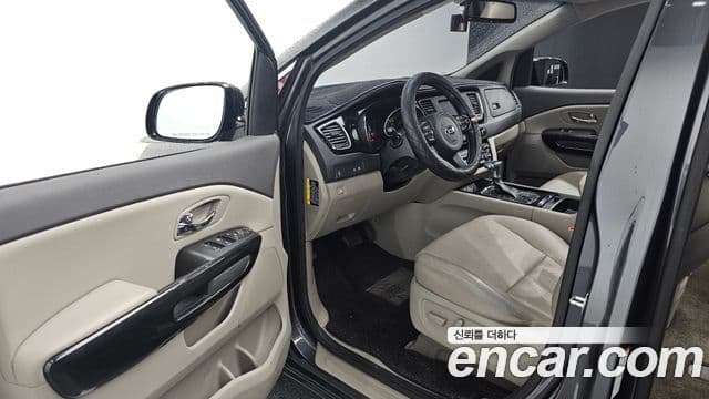 Kia All New Carnival Prestige, 2017 11