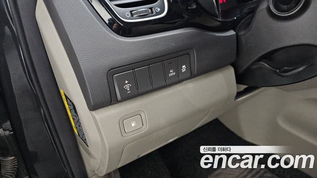 Kia All New Carnival Prestige, 2017 18