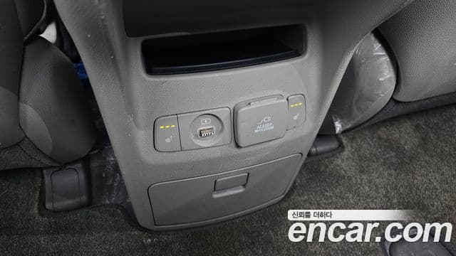 Kia All New Carnival Prestige, 2017 19