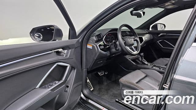 Audi Q3 (F3) 35 TDI Premium Sportback, 2022 11