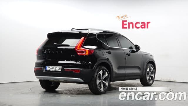 Volvo XC40 B4 Ultimate Bright, 2023 2
