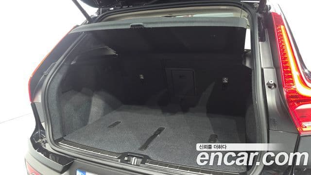 Volvo XC40 B4 Ultimate Bright, 2023 20