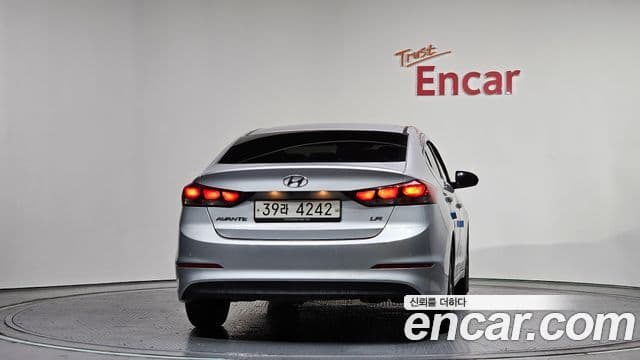 Hyundai Avante AD 1.6 LPI Smart(арендный автомобиль), 2016 4