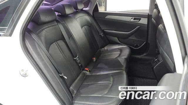 Hyundai LF Sonata Modern, 2016 18