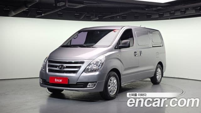 Hyundai Grand Starex Smart, 2017 1