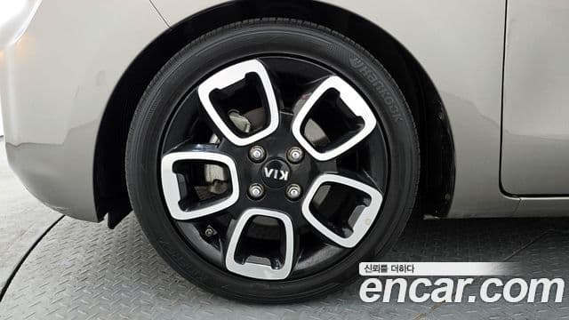 Kia The / новый New Ray Prestige, 2020 все фото