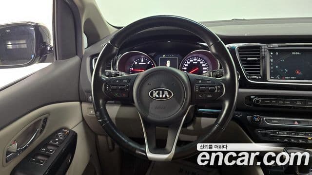 Kia All New Carnival Noblesse, 2017 14