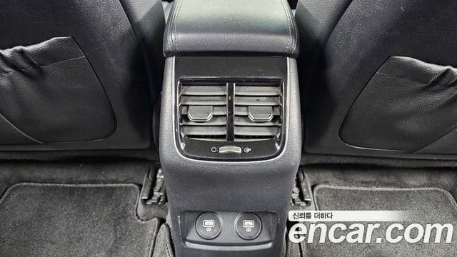 Kia K7 Premier 3.0 LPI Prestige(арендный автомобиль), 2020 19