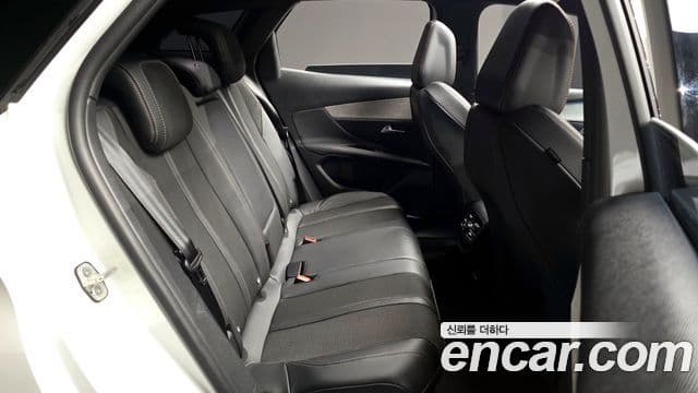 Peugeot 3008 2세대 1.2 Pure Tech GT, 2022 12