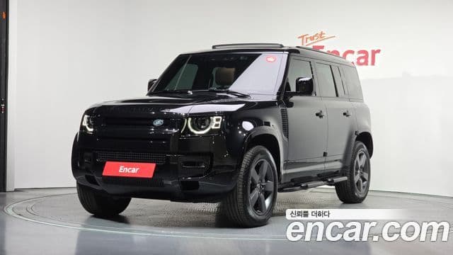 Land Rover Defender (L663) 110 D300 X-Dynamic HSE, 2025 1