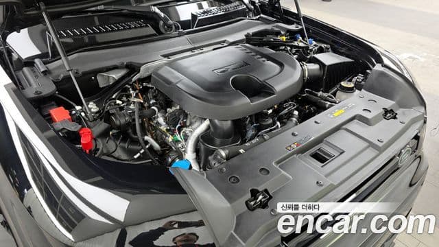 Land Rover Defender (L663) 110 D300 X-Dynamic HSE, 2025 6