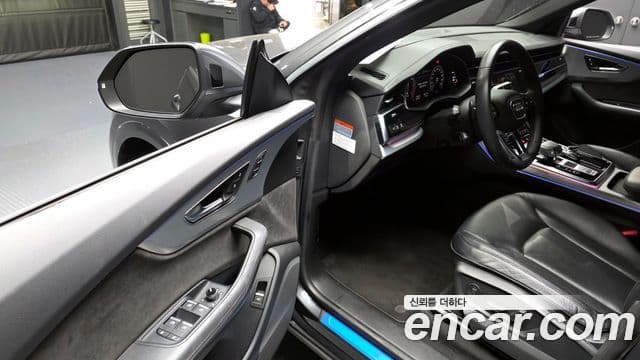 Audi Q8 (4M) Premium, 2021 11