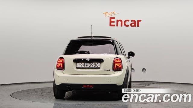Mini Cooper 3세대, 2019 4