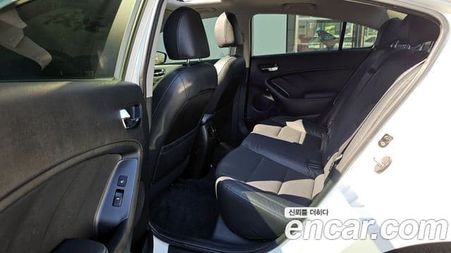 Kia K3 Noblesse, 2013 10