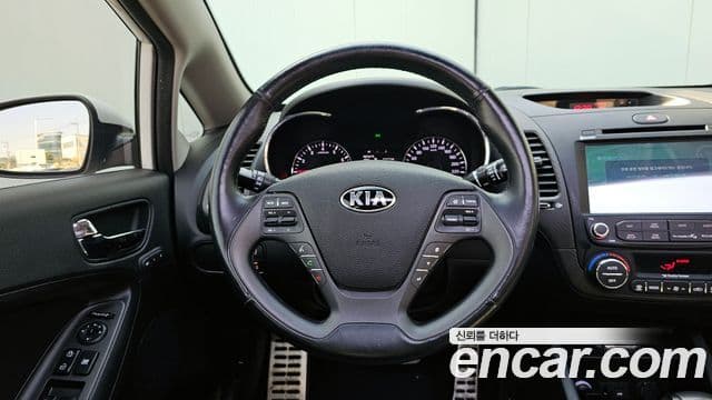 Kia K3 Noblesse, 2013 13