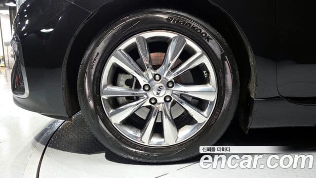 Kia The / новый New Carnival Noblesse Special, 2019 все фото