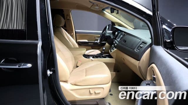 Kia The / новый New Carnival Noblesse Special, 2019 10