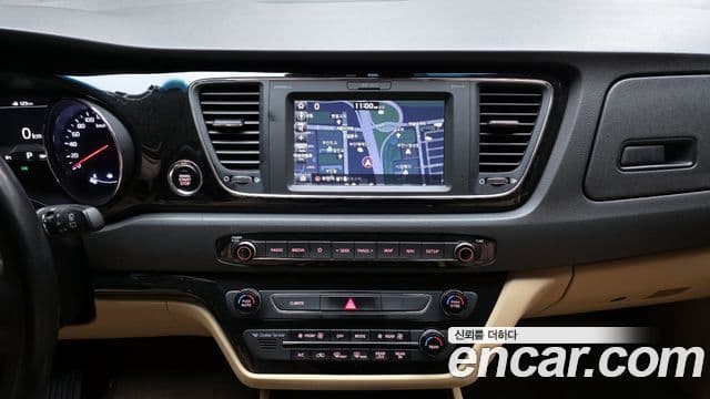 Kia The / новый New Carnival Noblesse Special, 2019 15