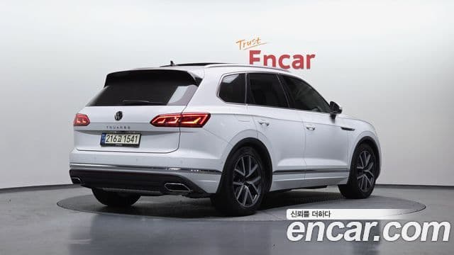 Volkswagen Touareg 3세대 Prestige, 2023 2
