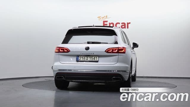 Volkswagen Touareg 3세대 Prestige, 2023 4