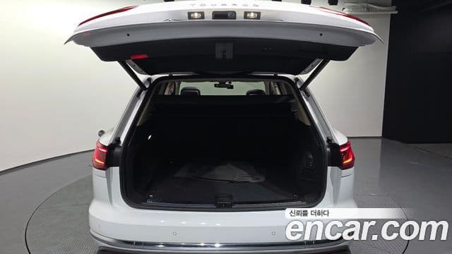 Volkswagen Touareg 3세대 Prestige, 2023 20