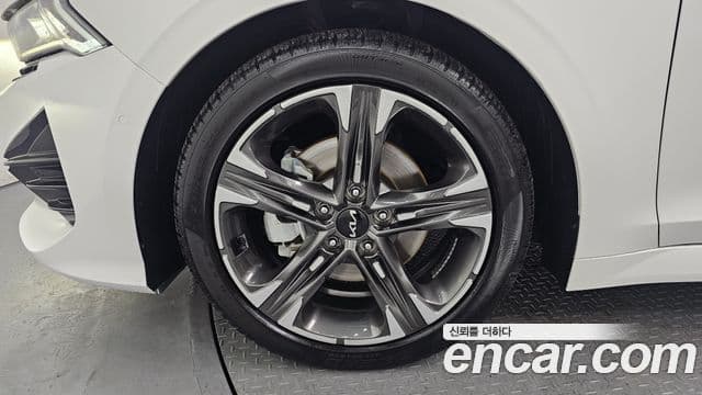 Kia K5 3세대 Signature, 2023 все фото