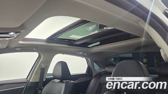 Kia K5 3세대 Signature, 2023 18