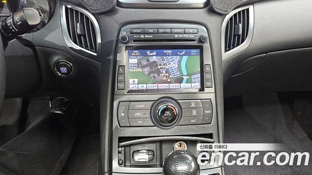 Hyundai Genesis купе 200 турбо P, 2011 18