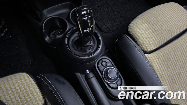 Mini Cooper 3세대, 2023 9