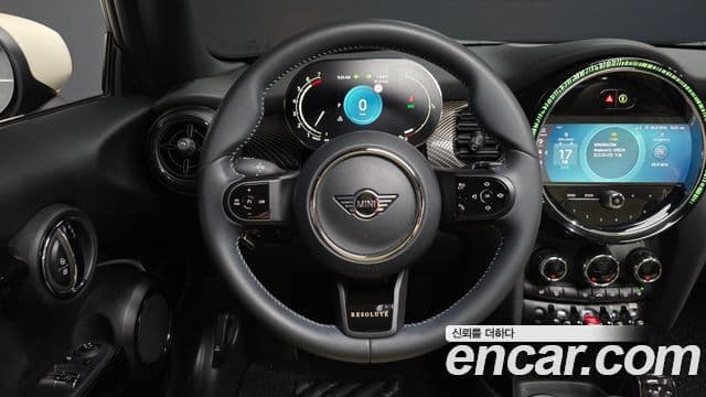 Mini Cooper 3세대, 2023 13