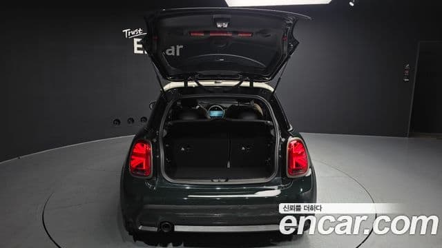 Mini Cooper 3세대, 2023 20
