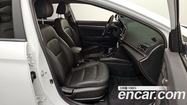 Hyundai The / новый New Avante AD Style, 2019 12