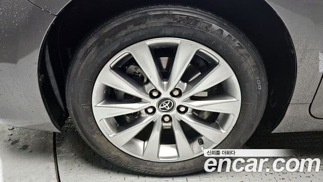 Toyota New 캠리 гибрид LE, 2017 все фото