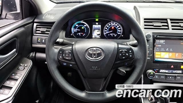Toyota New 캠리 гибрид LE, 2017 13